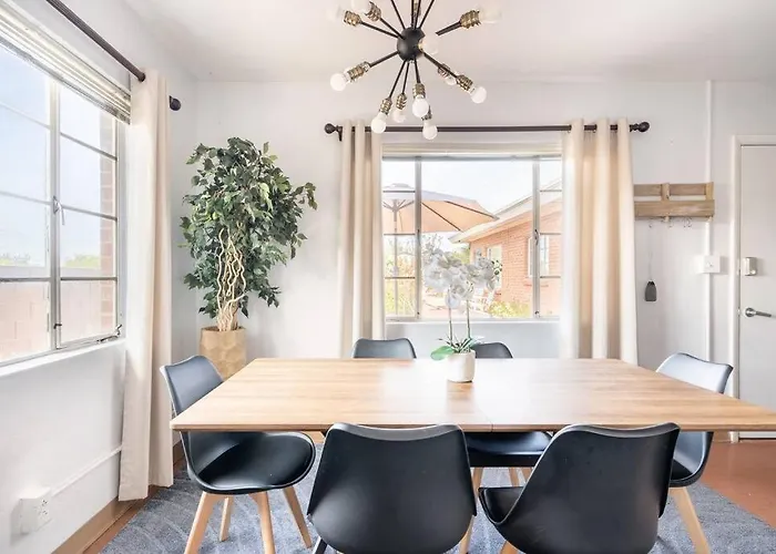 Bright & Airy Near Uofa, 2 Min To Banner Apartamento *